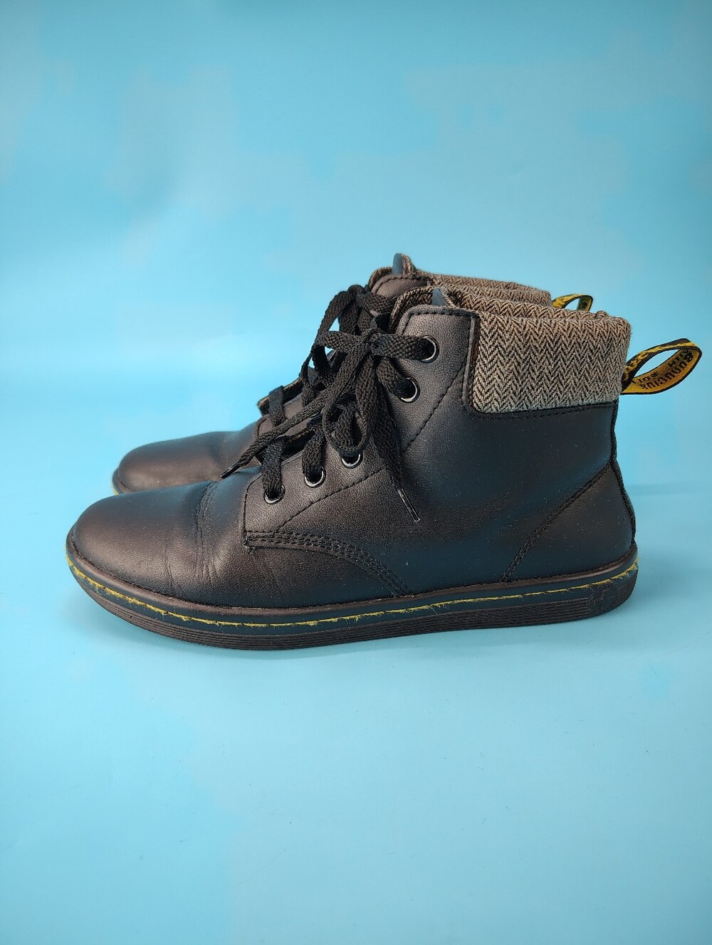 Dr. Martens Maelly Ankle Boots Womens 7 Black Leather Herringbone Trim Grunge VG